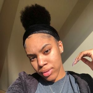 Meet your Posher, Liyah